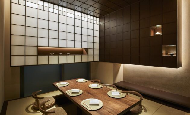 Modern japanese restaurant interior design